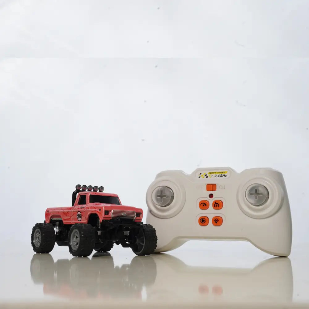 Pocket 1:64 Scale Metal RC Truck. Mini High-Speed Remote Control Rampage