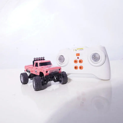 Pocket 1:64 Scale Metal RC Truck. Mini High-Speed Remote Control Rampage